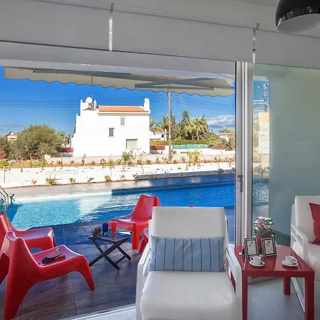 Σπίτι διακοπών Cyprus In The Sun Hollyoaks 2 Platinum 10 Bedrooms Sleeps 22 Πρωταράς