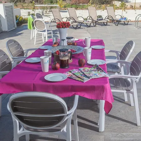 Cyprus In The Sun Hollyoaks 2 Platinum 10 Bedrooms Sleeps 22 * Πρωταράς