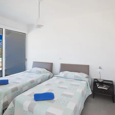 Cyprus In The Sun Hollyoaks 2 Platinum 10 Bedrooms Sleeps 22 * 프로타라스