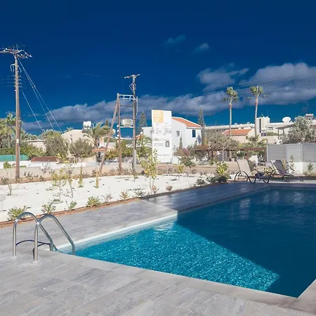 Cyprus In The Sun Hollyoaks 2 Platinum 10 Bedrooms Sleeps 22 *